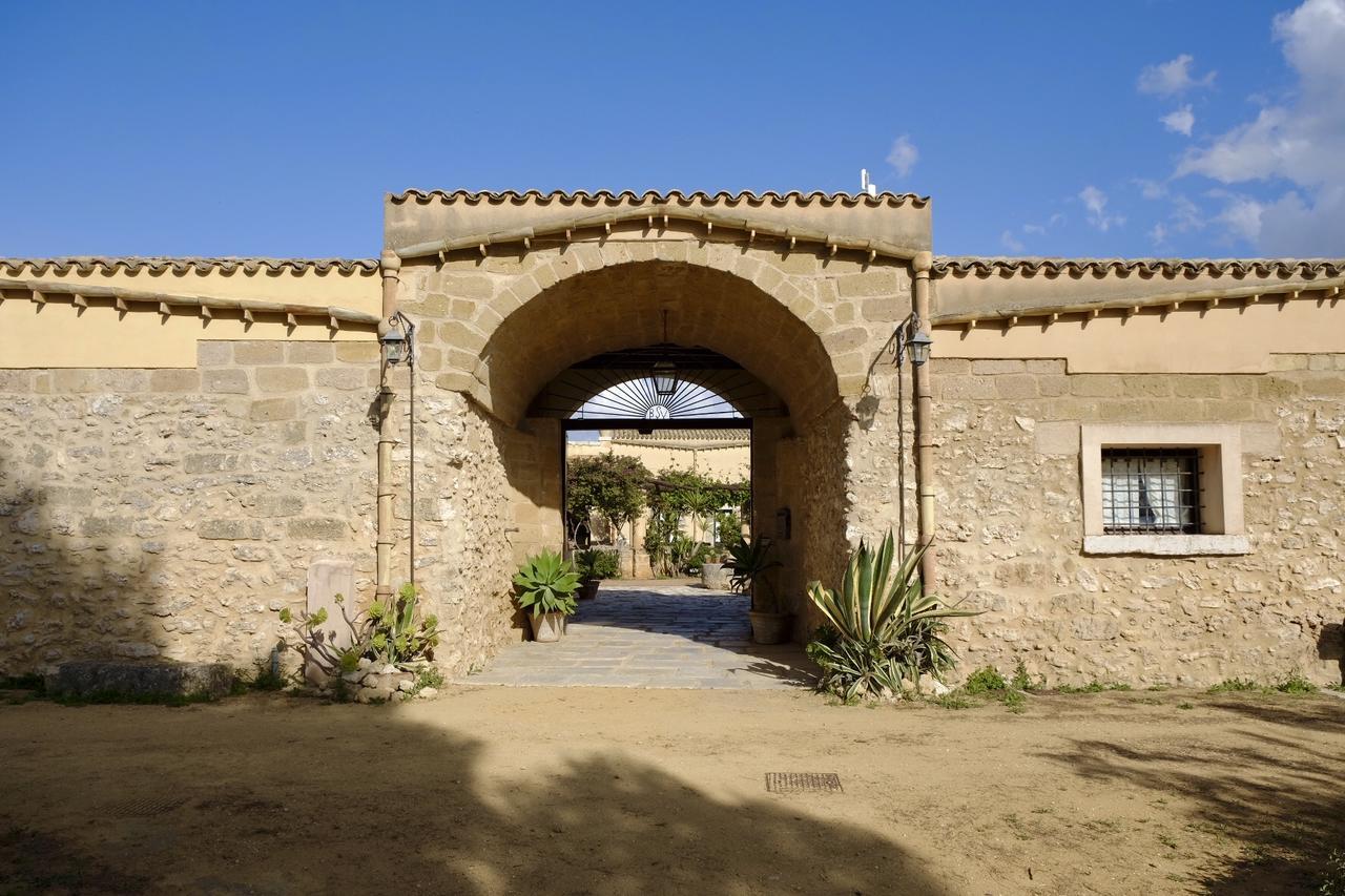 Baglio San Vincenzo Hotel Menfi Bagian luar foto