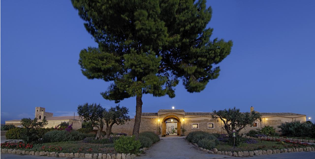 Baglio San Vincenzo Hotel Menfi Bagian luar foto