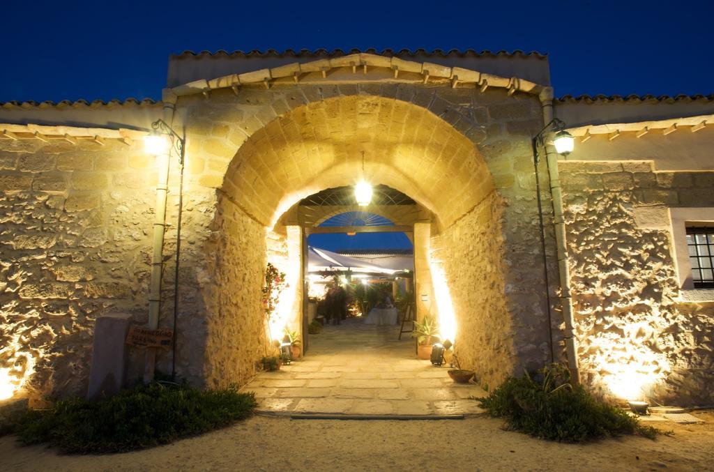 Baglio San Vincenzo Hotel Menfi Bagian luar foto